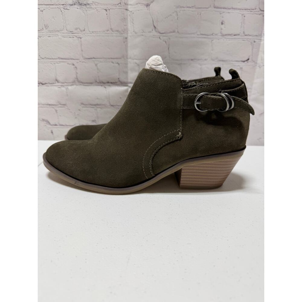 White Mountain Women’s Suede Ankle Boots Size 8 New with Box - Picture 3 of 9